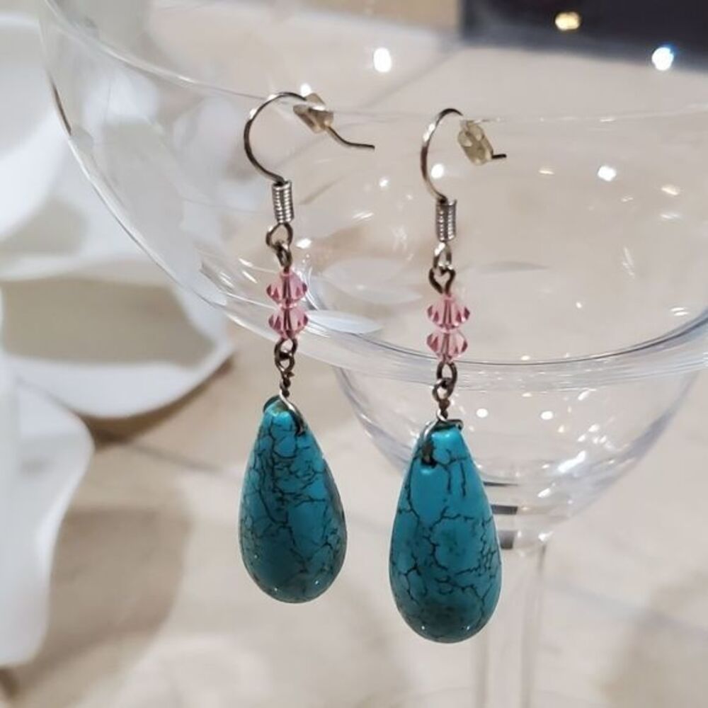New handmade turquoise beaded dangle earrings